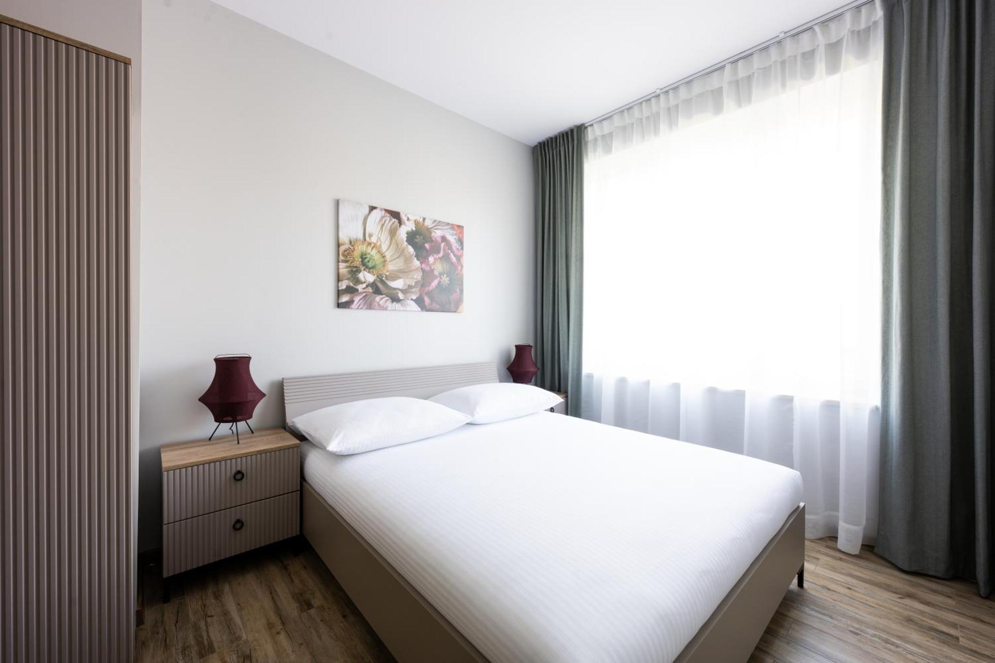 Native Slowackiego 14/6 Deluxe Apartment *